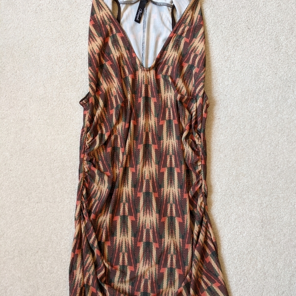 Viereck pattern v neck top Size xs - Picture 12 of 12